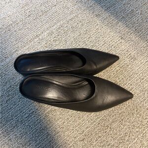 Vince Women's Black Pointed-Toe Mules Ralston